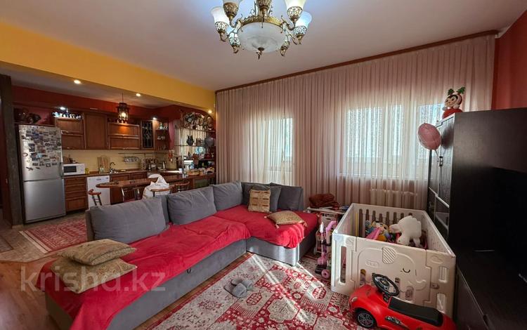 3-бөлмелі пәтер · 90 м² · 6/14 қабат, мкр Таугуль 19, бағасы: 65 млн ₸ в Алматы, Ауэзовский р-н — фото 12