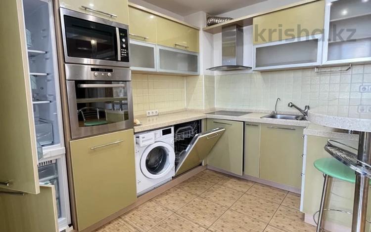 3-бөлмелі пәтер · 82.4 м² · 11/12 қабат, Валиханова 1, бағасы: 40 млн ₸ в Астане, р-н Байконур — фото 2