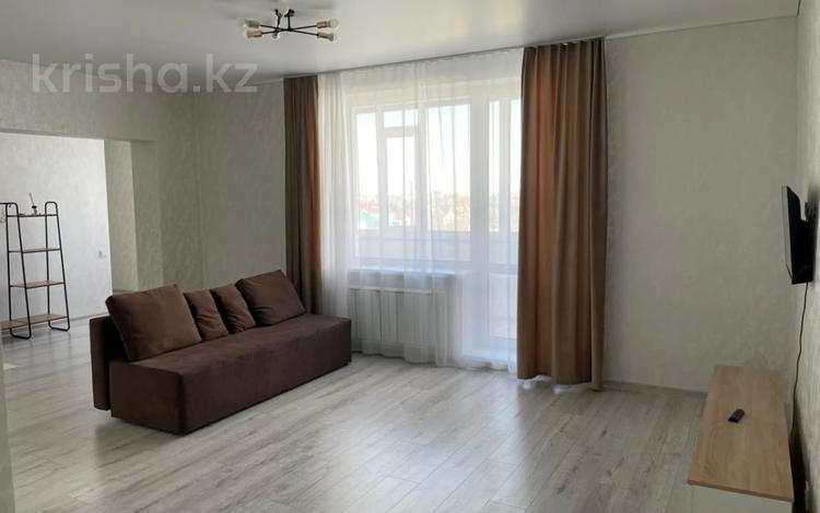 2-бөлмелі пәтер · 80.6 м² · 8/9 қабат, Военный городок 25Б, бағасы: 38 млн ₸ в Костанае — фото 2