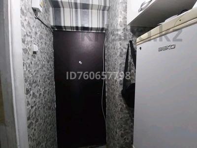 Продажа квартир в Абай обл.: 1-комнатная квартира · 18 м² · 3/5 этаж, Уральская 3 за 7 млн 〒 1-комнатная квартира · 18 м² · 3/5 этаж, Уральская 3 за 7 млн 〒 в Семее