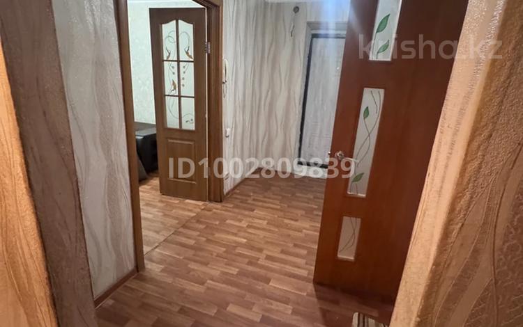 3-комнатная квартира · 63.8 м² · 5/5 этаж, Мангелик ел 49 за 22 млн ₸ в Семее, Красный Кордон — фото 9