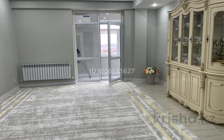 3-бөлмелі пәтер · 164 м² · 4/9 қабат, мкр Нурсая, Мкрн Нурсая 463А, бағасы: 57 млн ₸ в Атырау — фото 2