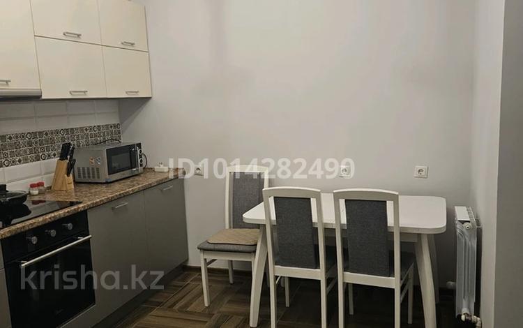 2-комнатная квартира · 70 м² · 9/16 этаж, Навои 208 — Торайгырова за 350 000 ₸ в Алматы, Бостандыкский р-н — фото 2