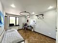 4-комнатная квартира · 135 м² · 3/9 этаж, Достык 12/1 — Видовая квартира с видом на Байтерек, Abu Dhabi plaza за ~ 70 млн ₸ в Астане, Есильский р-н — фото 11