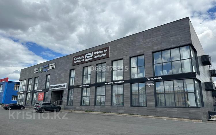 Свободное назначение, офисы, магазины и бутики, кабинеты и рабочие места · 319 м² за ~ 1 млн 〒 в Караганде, Казыбек би р-н — фото 5
