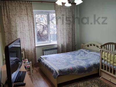 1-комнатная квартира, 40 м², 1/9 этаж, мкр Аксай-4 42 за 24 млн 〒 в Алматы, Ауэзовский р-н