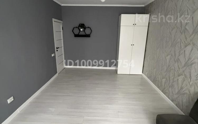 1-бөлмелі пәтер · 43 м² · 1/5 қабат, Водник 2 67, бағасы: 29.5 млн 〒 в Боралдае (Бурундай), мкр Водник-2 — фото 2