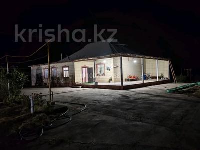 Отдельный дом · 6 комнат · 4576 м² · 31 сот., Үштөбе 68 за 20 млн 〒 в Сарыагаш