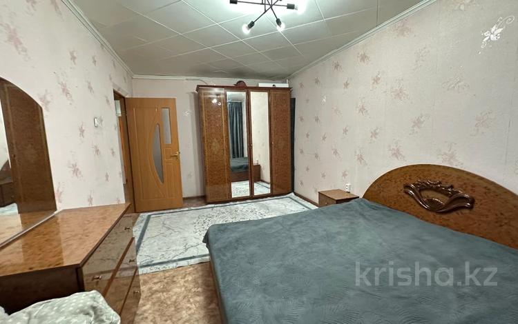 1-бөлмелі пәтер · 32 м² · 1/5 қабат, Самал, бағасы: 12 млн ₸ в Талдыкоргане, мкр Самал — фото 2