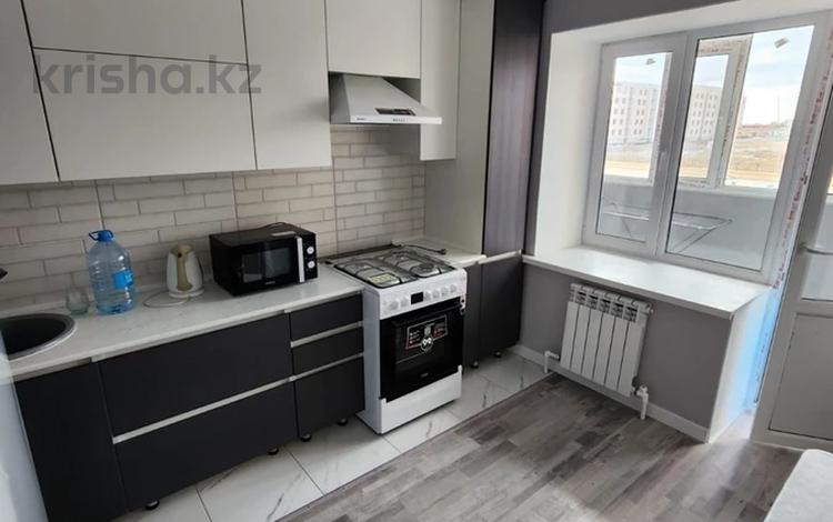 1-бөлмелі пәтер, 45 м², 3/9 қабат, мкр. Алтын орда 25г, бағасы: 17 млн 〒 в Актобе, мкр. Алтын орда — фото 2