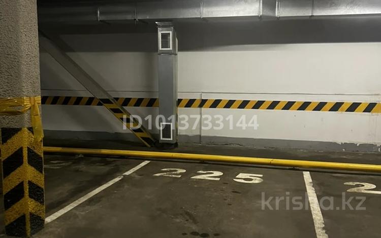 Паркинг · 15 м² · Айманова 140 — Выше Мымбаева по Жандарбекова, бағасы: 30 000 ₸ в Алматы, Бостандыкский р-н — фото 2