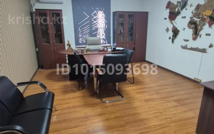 Еркін, кеңселер, қоймалар · 65 м², бағасы: 464 000 ₸ в Шымкенте, Туран р-н — фото 8
