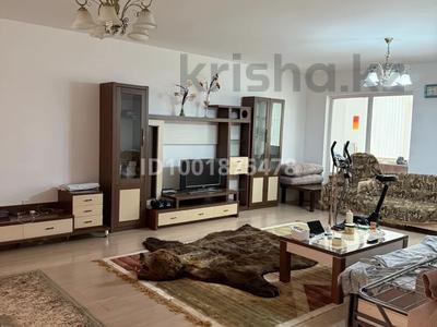 3-комнатная квартира · 170 м² · 5/8 этаж, мкр 5, Абая 8а — Обл Акимат за 42 млн 〒 в Актобе