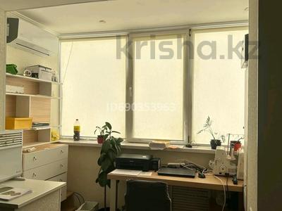 Продажа квартир в Мангистауской обл.: 3-комнатная квартира · 70 м² · 3/5 этаж, 11-й мкр 36 за 21.5 млн 〒 3-комнатная квартира · 70 м² · 3/5 этаж, 11-й мкр 36 за 21.5 млн 〒 в Актау
