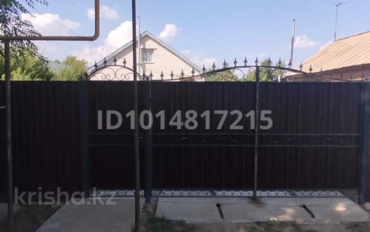 Отдельный дом · 4 комнаты · 100 м² · 5 сот., Гагарина 145 за 35 млн ₸ в Уральске — фото 2