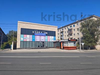 Свободное назначение, офисы, магазины и бутики, склады, общепит, салоны красоты, фитнес и спорт, медцентры и аптеки, образование, развлечения, конференц-залы, кабинеты и рабочие места, студии · 200 м² за 600 000 〒 в Туркестане