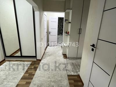 4-комнатная квартира · 91 м² · 5/5 этаж, муратбекова 30а за 26 млн 〒 в Талдыкоргане, мкр военный городок Жулдыз