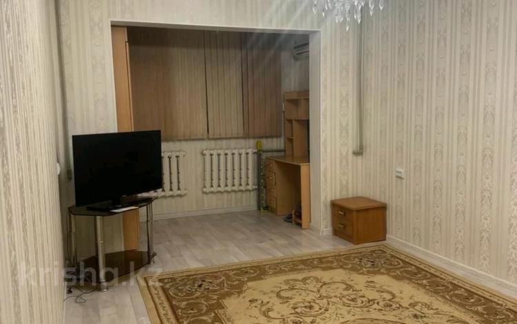 2-бөлмелі пәтер · 50 м² · 2/5 қабат, 16-шағынаудан — 16 мкр ЗА ЛАДУШКИ, бағасы: 180 000 ₸ в Шымкенте, Аль-Фарабийский р-н — фото 2