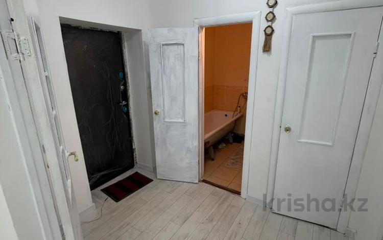 1-бөлмелі пәтер · 40 м² · 1/9 қабат, Нұр Ақтөбе, Нур Актобе 2 микр, бағасы: 10.5 млн ₸ — фото 2
