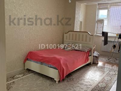 Продажа квартир в Мангистауской обл.: 2-комнатная квартира · 57 м² · 4/5 этаж, 12-й мкр 27 за 15.7 млн 〒 2-комнатная квартира · 57 м² · 4/5 этаж, 12-й мкр 27 за 15.7 млн 〒 в Актау