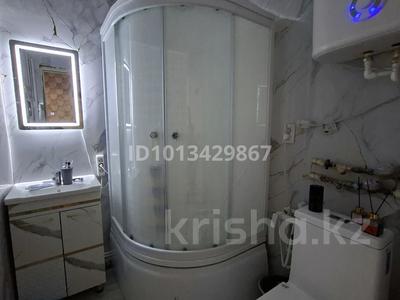 2-комнатная квартира · 45 м² · 2/2 этаж, Майкудук, Белинского — ДК майкудука за 16 млн ₸ в Караганде, Алихана Бокейханова р-н