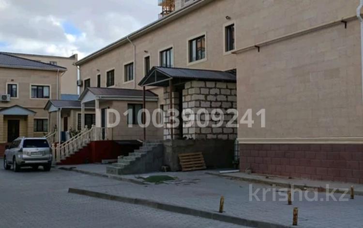 Часть дома · 8 комнат · 330 м² · 110 сот., 19-й мкр 9 за 120 млн 〒 в Актау — фото 2