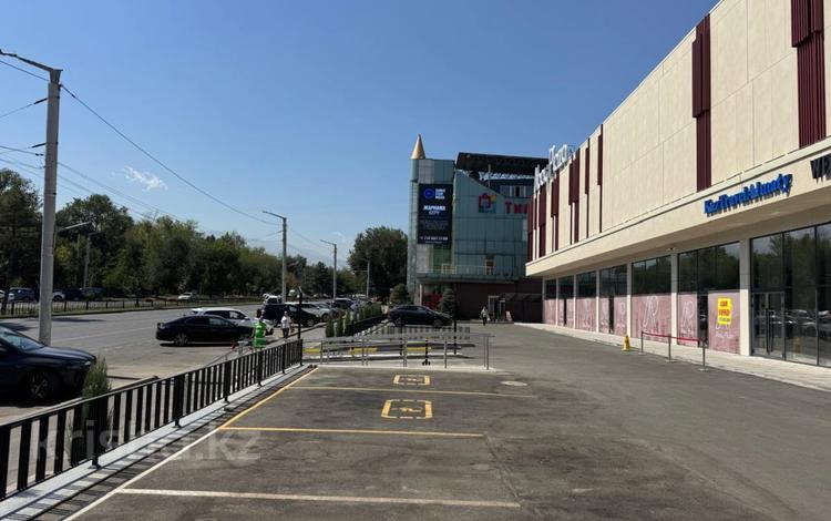 Свободное назначение, офисы, магазины и бутики, общепит, салоны красоты, бани, гостиницы и зоны отдыха, фитнес и спорт, медцентры и аптеки, развлечения, конференц-залы, кабинеты и рабочие места, студии · 221 м² за ~ 5.5 млн 〒 в Алматы, Ауэзовский р-н — фото 2