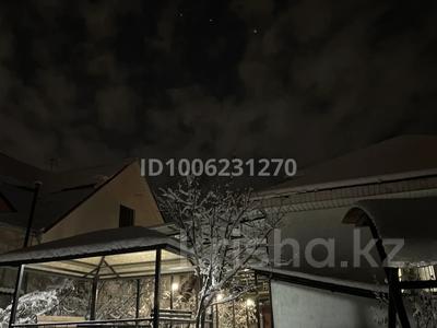 Отдельный дом · 7 комнат · 210 м² · 7.2 сот., мкр Таугуль-3 8 — Шаймерденова - Бекзат Саттарханова за 170 млн 〒 в Алматы, Ауэзовский р-н