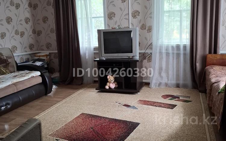 Отдельный дом · 3 комнаты · 49.2 м² · 2.8 сот., Фролова 115 — Автасалон Хюндай центр за 25 млн ₸ в Костанае — фото 2