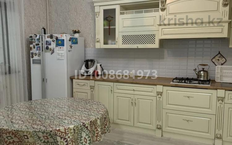 6-комнатная квартира · 200 м² · 1/2 этаж, Крктем 14 — Франсуцкий үй за 40 млн ₸ в Жанаозен — фото 2