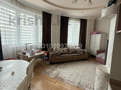 2-комнатная квартира · 58.5 м² · 2/15 этаж, мкр Новый Город 61/2 — Абая за 25.9 млн 〒 в Караганде, Казыбек би р-н