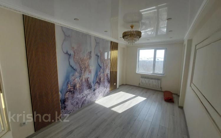 1-комнатная квартира, 36 м², 5/5 этаж, Кабанбай батыра за 11.3 млн 〒 в Талдыкоргане — фото 2