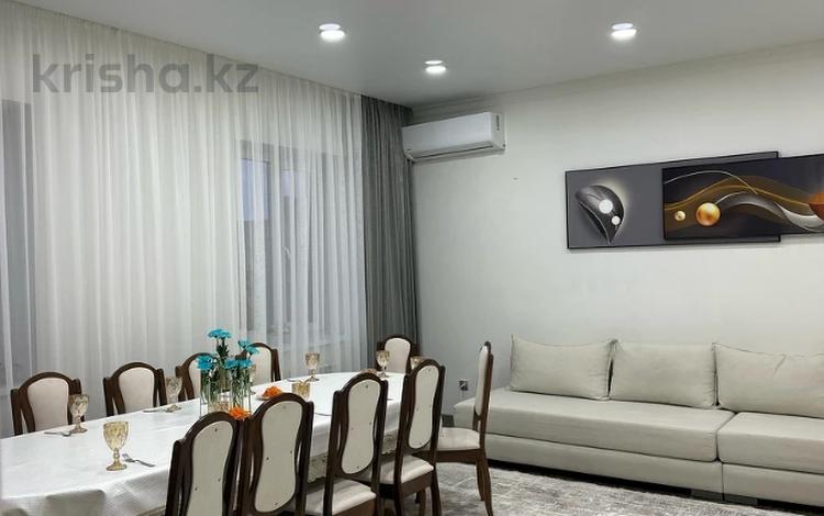 3-комнатная квартира · 106.4 м² · 5/5 этаж, мкр. Алтын орда за 37 млн ₸ в Актобе — фото 5
