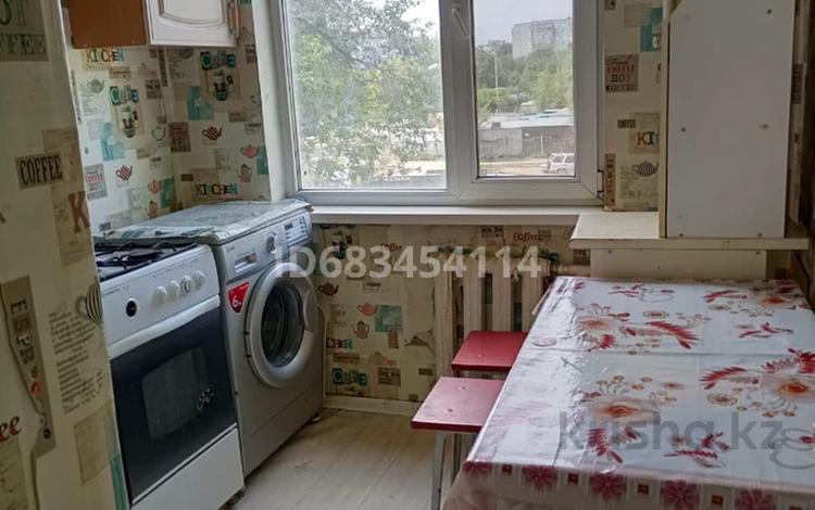 2-комнатная квартира · 50 м² · 3/5 этаж, мкр 5 12 — Актобе за 140 000 ₸ — фото 7