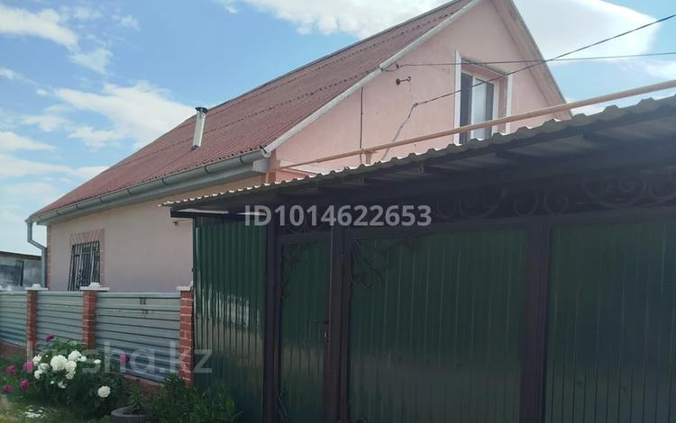Отдельный дом · 3 комнаты · 64 м² · 0.8 сот., Зеленая 1а — Красный партизан за 28 млн ₸ в Костанае — фото 2