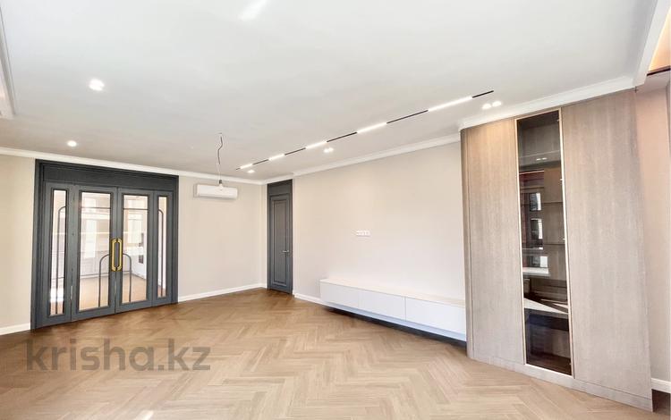 3-бөлмелі пәтер · 130 м² · 8/20 қабат, Бухар жырау 26 — Ботанический сад, бағасы: 210 млн ₸ в Астане, Есильский р-н — фото 4