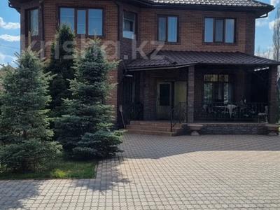Отдельный дом · 5 комнат · 200 м² · 8 сот., Береговая за 95 млн 〒 в Павлодаре