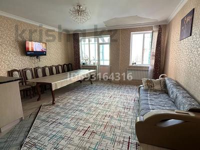 2-комнатная квартира, 74 м², 9/9 этаж помесячно, Ахмет байтурсынулы за 220 000 〒 в Астане, Алматы р-н