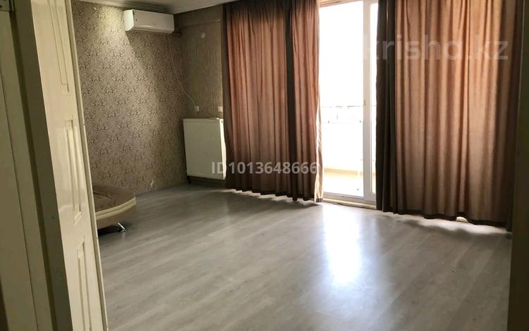 3 комнаты · 115 м² · 9/10 этаж, 17-й микрорайон 1б за 40 000 ₸ в Шымкенте, Аль-Фарабийский р-н — фото 2