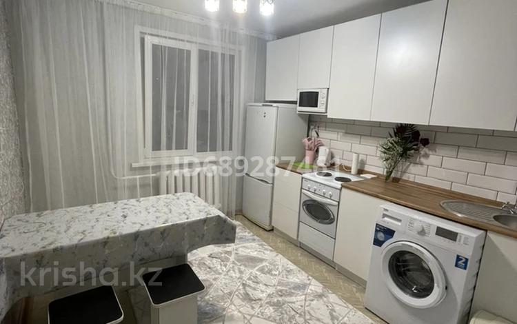 1-комнатная квартира · 40 м² · 4/9 этаж, Пермитина 15/1 за 14 000 ₸ в Усть-Каменогорске, Ульбинский — фото 15