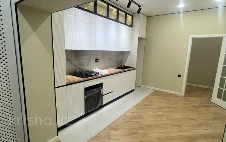 2-комнатная квартира · 75.8 м² · 3/5 этаж, мкр. Алтын орда за 35 млн ₸ в Актобе — фото 2