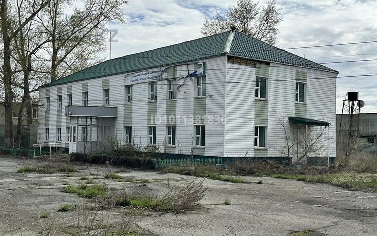 Свободное назначение, офисы, магазины и бутики, склады, общепит, салоны красоты, сельское хозяйство, бани, гостиницы и зоны отдыха, медцентры и аптеки, развлечения · 283.6 м² за 15 млн ₸ в Боровском — фото 2
