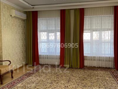 Отдельный дом · 4 комнаты · 160 м² · 8 сот., мкр Сарыкамыс-2, Ахмета Биримжанова за 41 млн 〒 в Атырау