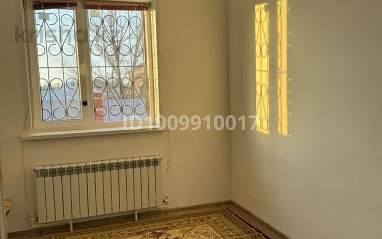 4 бөлме · 200 м², Казталовская 7/4, бағасы: 40 000 ₸ в Мичуринское — фото 4