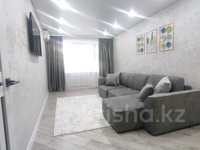 Аренда квартир в Западно-Казахстанской обл.: 2-комнатная квартира · 47 м² · 2/5 этаж · помесячно, Курманазы 158 — Дом быта за 250 000 〒 2-комнатная квартира · 47 м² · 2/5 этаж · помесячно, Курманазы 158 — Дом быта за 250 000 〒 в Уральске