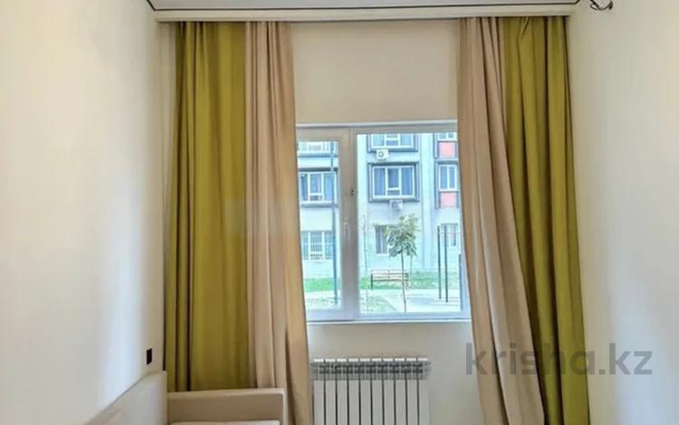 2-комнатная квартира · 52 м² · 1/9 этаж, мкр Аккент 69 за 250 000 ₸ в Алматы, Алатауский р-н — фото 2