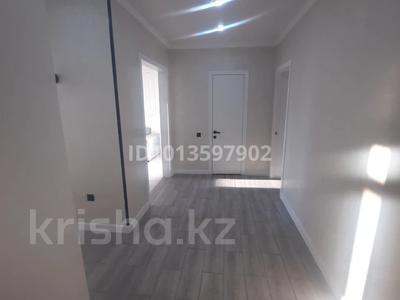 2-комнатная квартира · 67 м² · 5/10 этаж, мкр Юго-Восток, Букетова 60а за 240 000 ₸ в Караганде, Казыбек би р-н