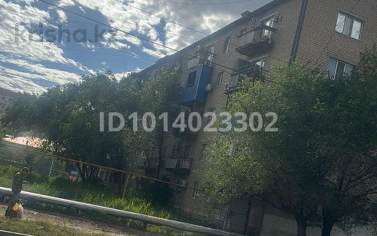 1-комнатная квартира · 35 м² · 5/5 этаж, 35 39 — Военный час каси за 130 000 ₸ в Атырау, мкр Привокзальный-1 — фото 2