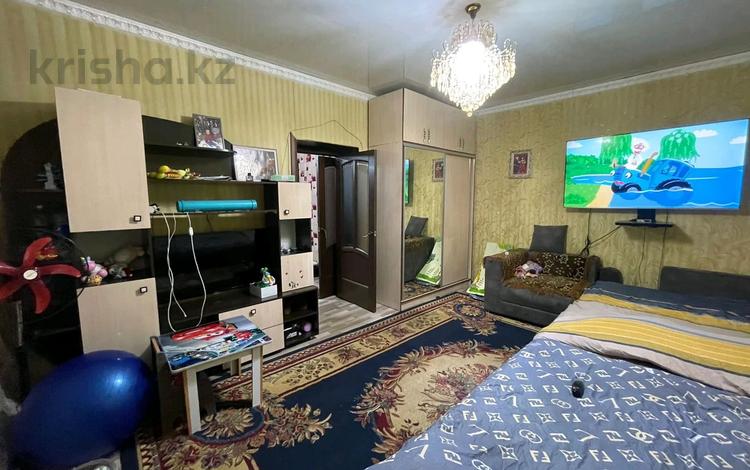 1-комнатная квартира, 45 м², 1/2 этаж, мкр 13-й военный городок, мкр 13-й военный городок за 16.5 млн 〒 в Алматы, Турксибский р-н — фото 2
