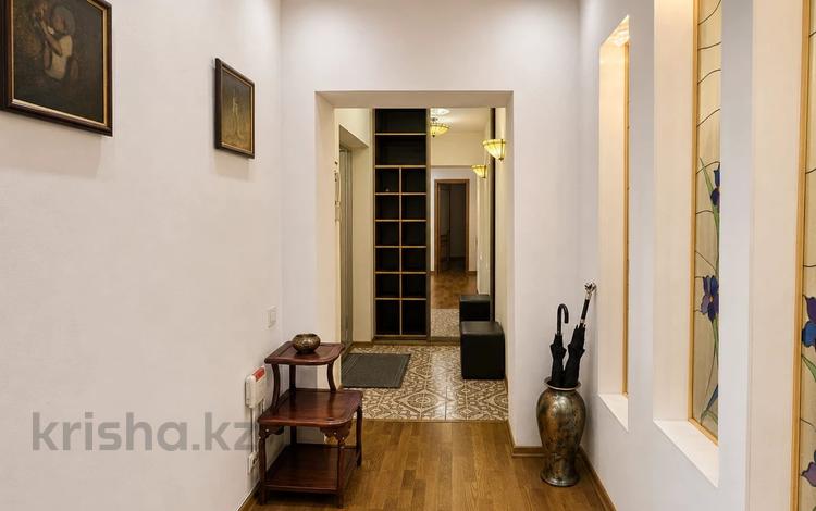4-бөлмелі пәтер · 100 м² · 4/4 қабат, Кунаева 135 — Жамбыла, бағасы: 115 млн ₸ в Алматы, Медеуский р-н — фото 2